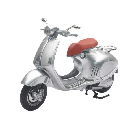 Vespa mini 946 plateada